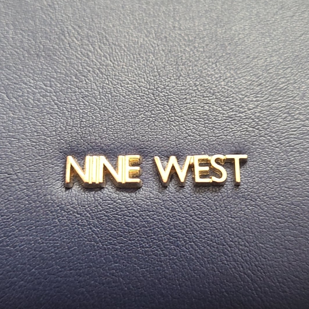 Purse - Picture 4 of 4
